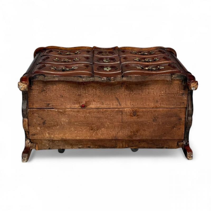 Baroque, French Louis XV, Provincial Cabinet, Walnut, Patinated Brass, 18th C. - 12