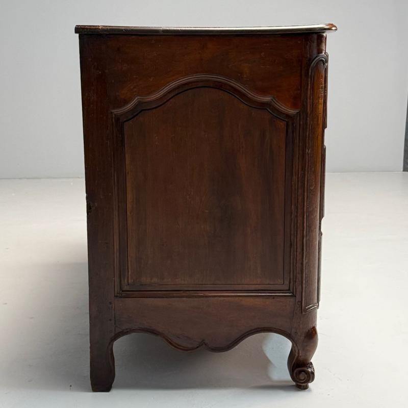 Baroque, French Louis XV, Provincial Cabinet, Walnut, Patinated Brass, 18th C. - 6