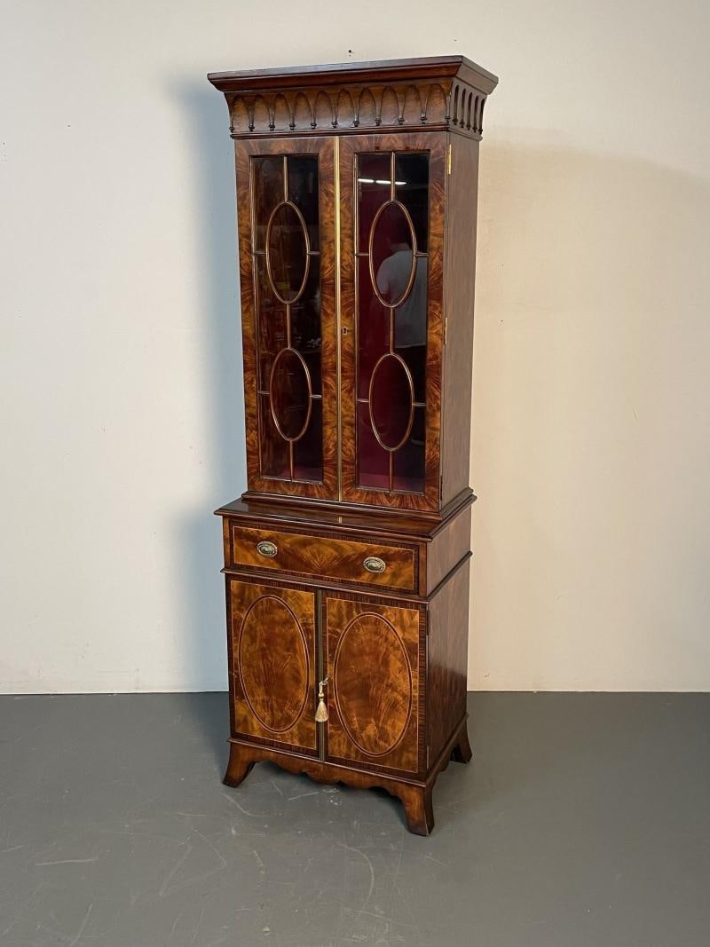 Pair of Bookcase / Showcase Cabinets, Theodore Alexander "Althorp" Mahogany - 4