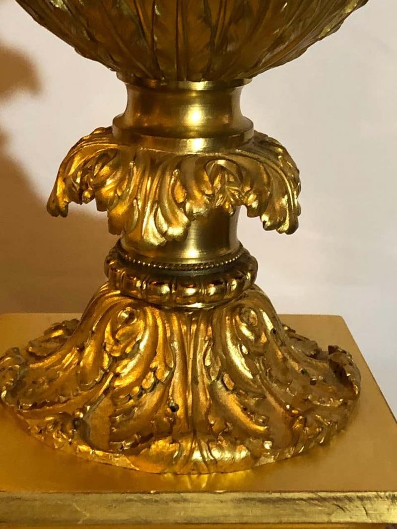 French Table Lamp Trellis Floral Porcelain Urn with Rams Head Gilt Bronze Mounts - 11