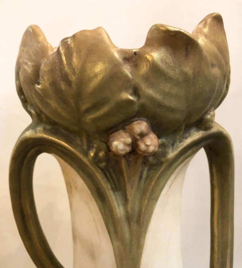 Pair of Royal Dux Flower Vases or Centerpieces, Art Nouveau Era - 8