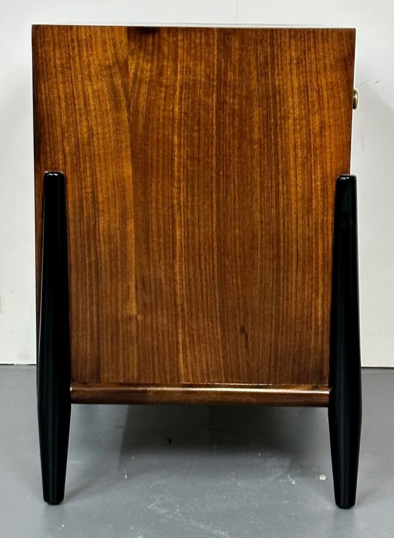 Mid Century Modern Nightstand, End Table, West Michigan Furniture Co Frank Metz - 11