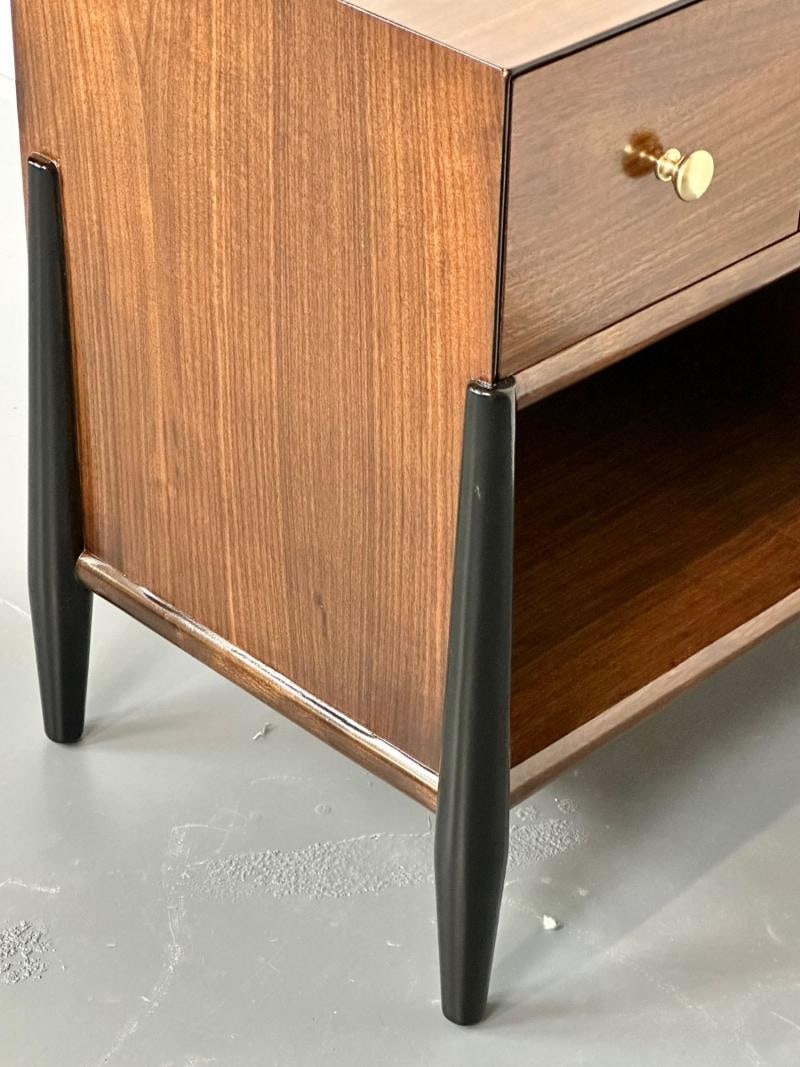 Mid Century Modern Nightstand, End Table, West Michigan Furniture Co Frank Metz - 8