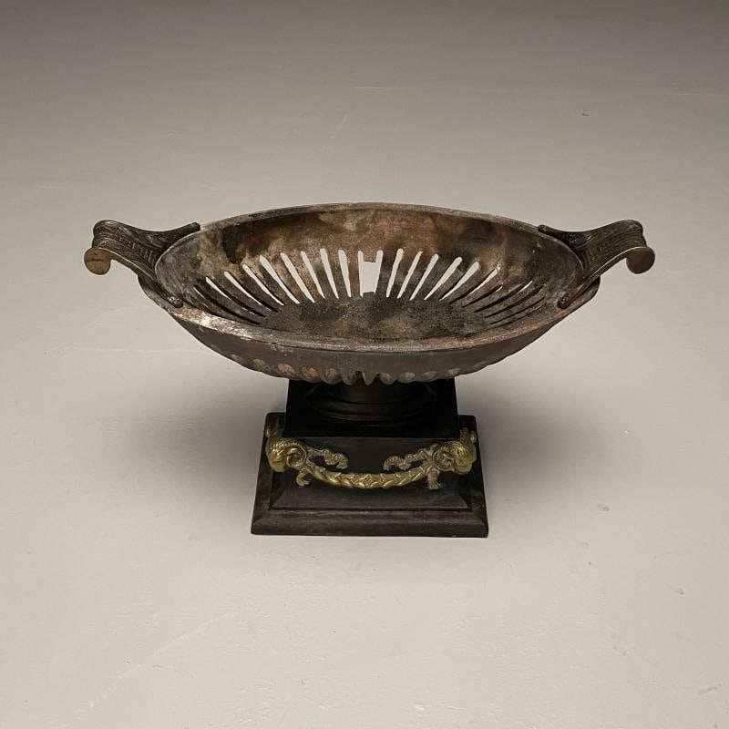 Regency, George III Style, Large Urn Planter, Cast Iron, Brass, England, 20th C. - 6