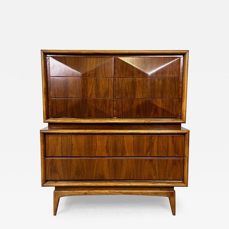 Mid-Century Modern American Designer Sculptural High-Boy Dresser, Chest, Walnut: Title: Mid-Century Modern American Designer Sculptural High-Boy Dresser, Chest, Walnut Description: Description 1: Mid-Century Modern American Designer Sculptural High-Boy Dresser, Chest, Walnut