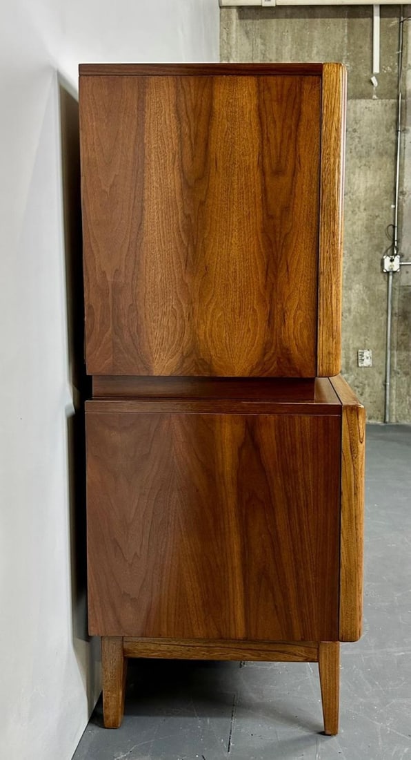 Mid-Century Modern American Designer Sculptural High-Boy Dresser, Chest, Walnut - 5