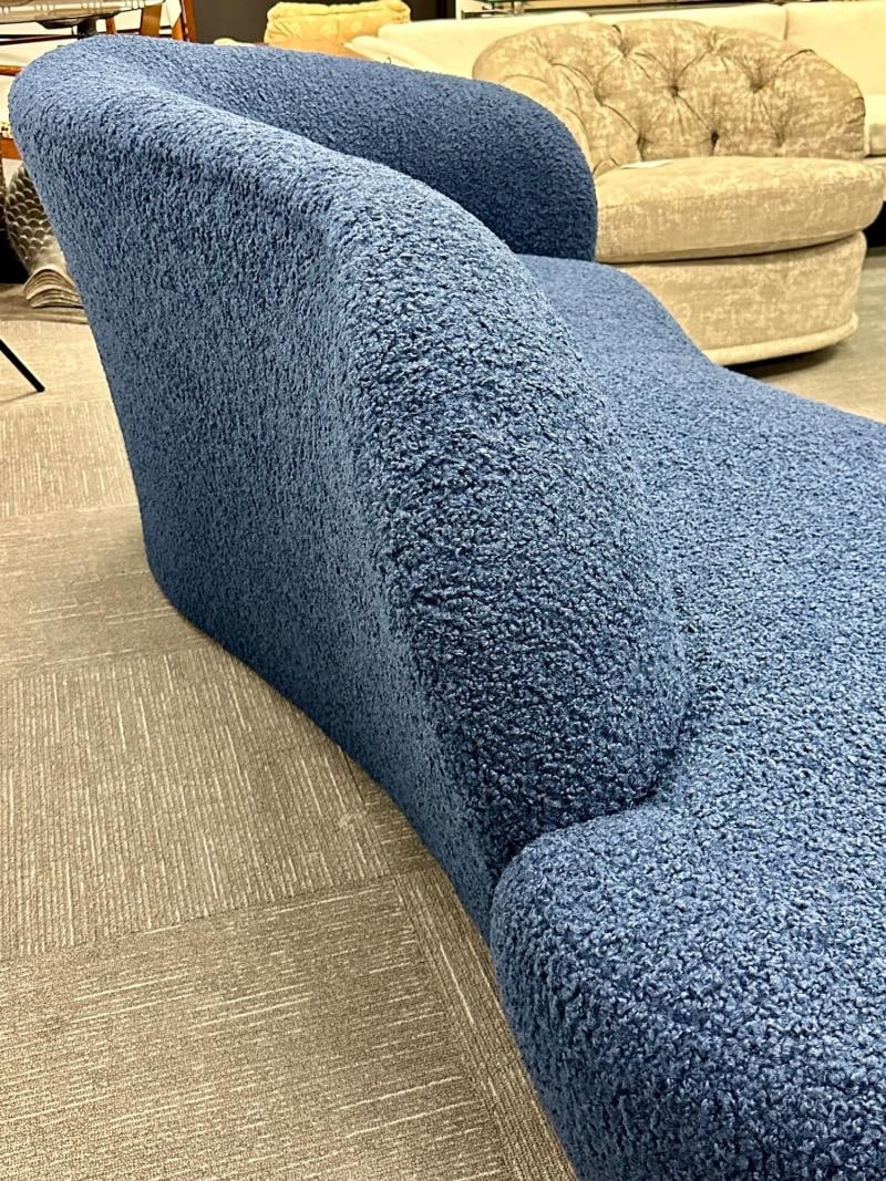 Mid-Century Modern Style Organic Form Kidney Shaped Cloud Sofa, Blue Boucle - 6