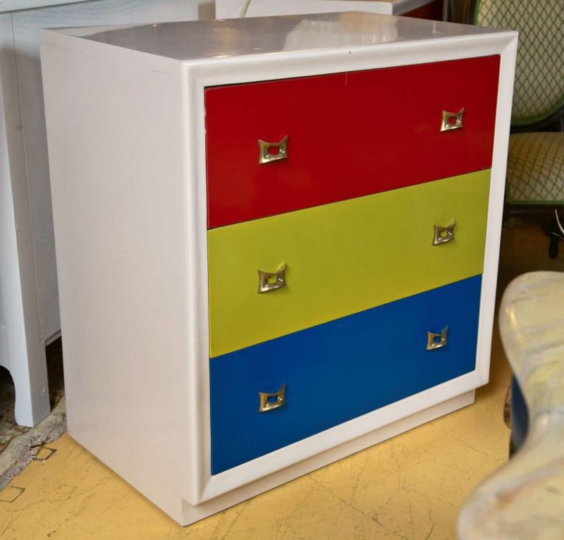 Pair of Mid-Century Modern Style Chests of Drawers / Commodes / Night Stands - 2