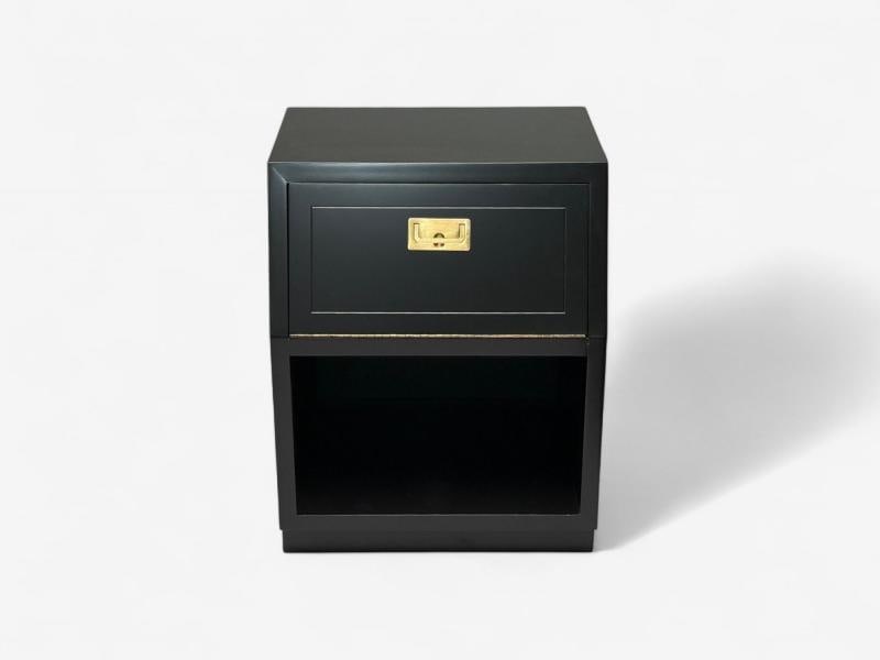 Henredon, Mid-Century Modern, Black Lacquer, Brass, Campaign Nightstands, 1960s - 6