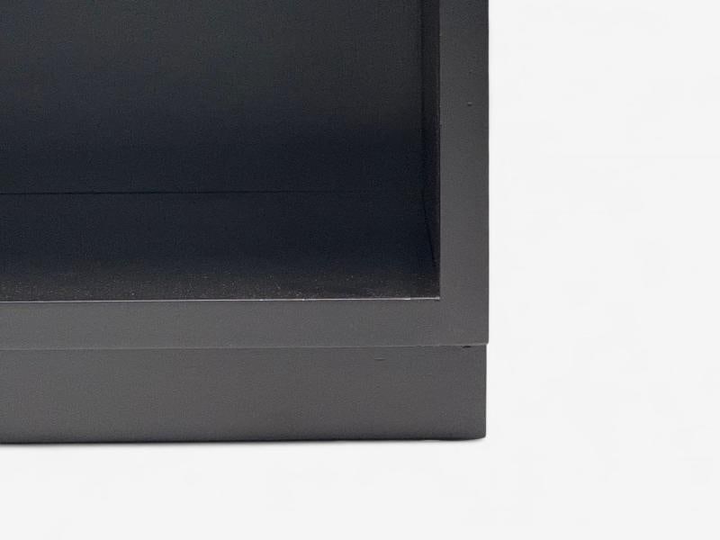 Henredon, Mid-Century Modern, Black Lacquer, Brass, Campaign Nightstands, 1960s - 9