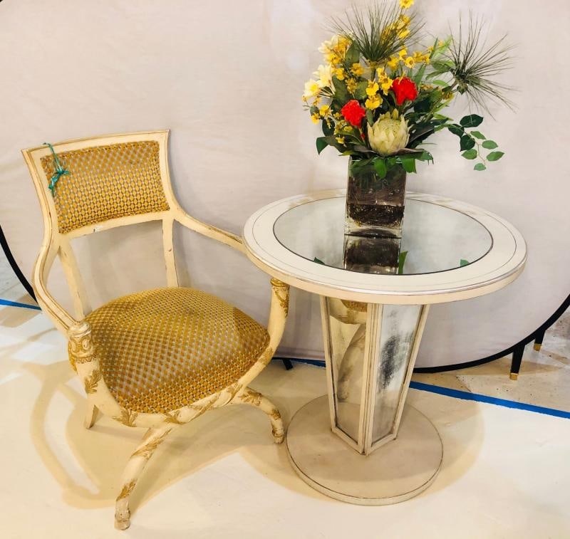 Hollywood Regency Paint Decorated Mirrored Side, End or Lamp Tables, a Pair - 3
