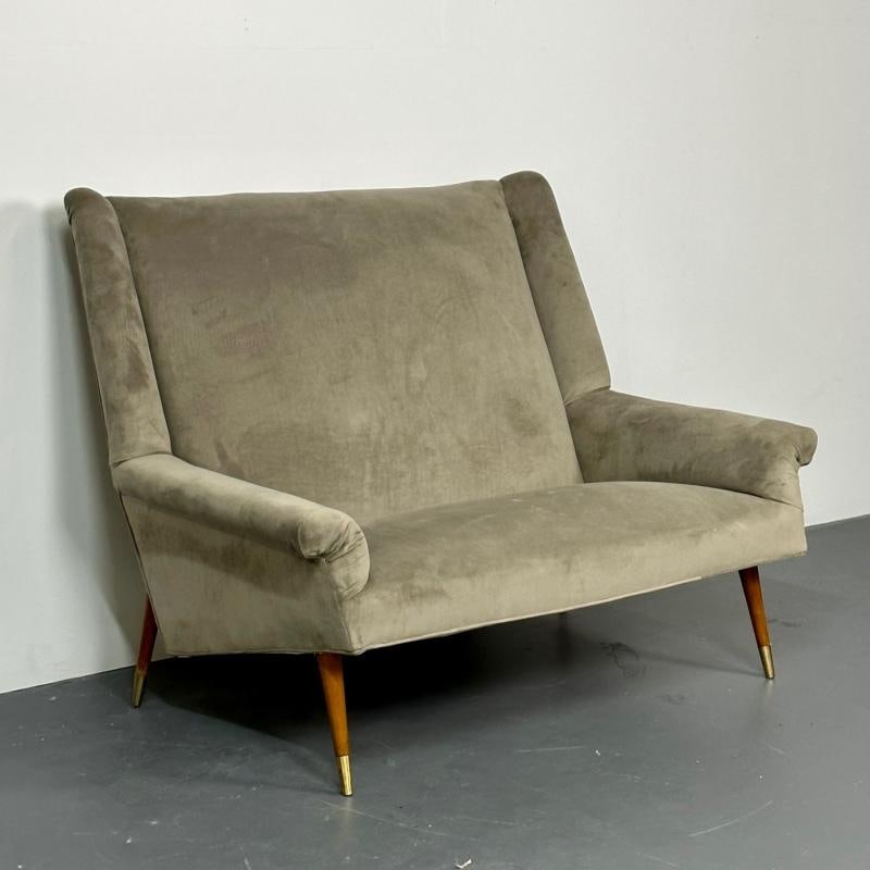 Italian Mid-Century Modern Gio Ponti Style Sofa / Settee, Velvet, Walnut, 1950s - 3