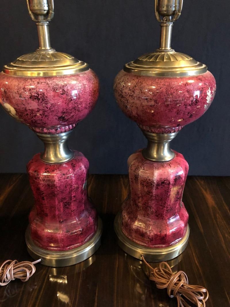 Pair of Neoclassical Cranberry Glass Decoupage Cherub Decorated Table Lamps - 3