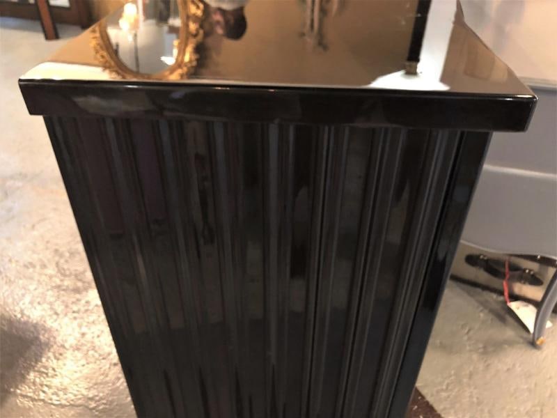 Palatial Pace Collection Wavy Front Mahogany Lacquered Credenza or Sideboard - 9
