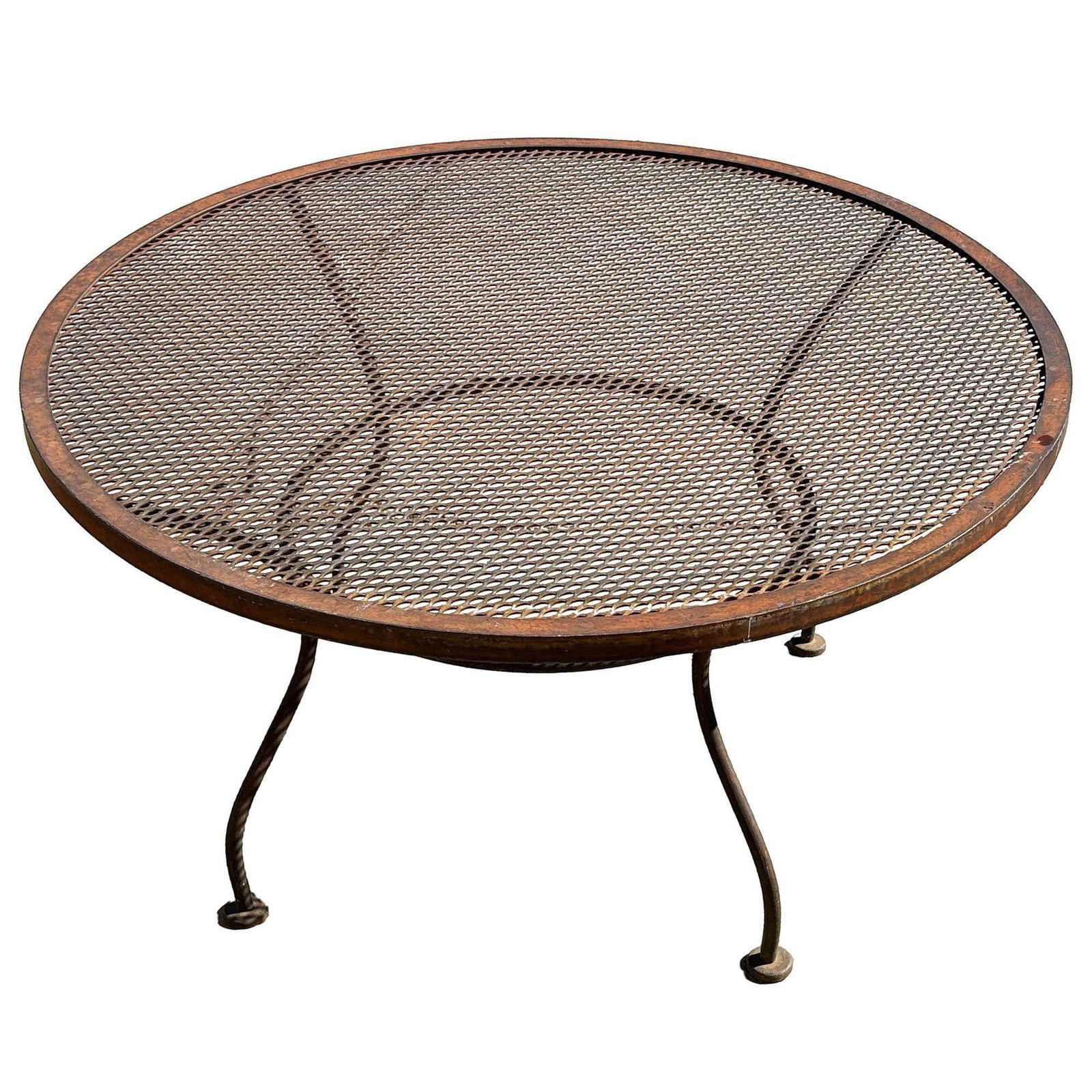 Mid-century Shabby Chic Wrought Iron Outdoor/ Patio Mesh Coffee Table by Woodard - 4
