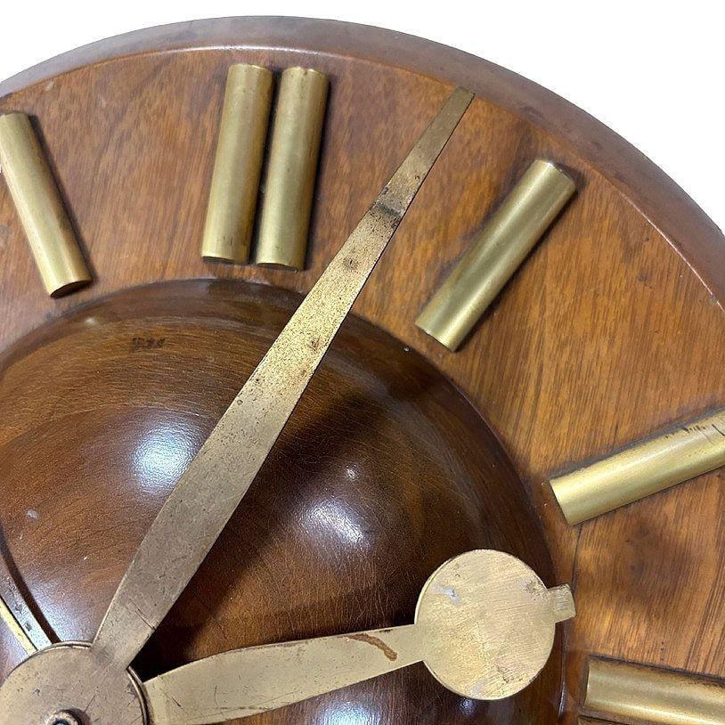 Early Mid-century "Plaza" E931-003 Wall Clock in Walnut by Seth Thomas - 4