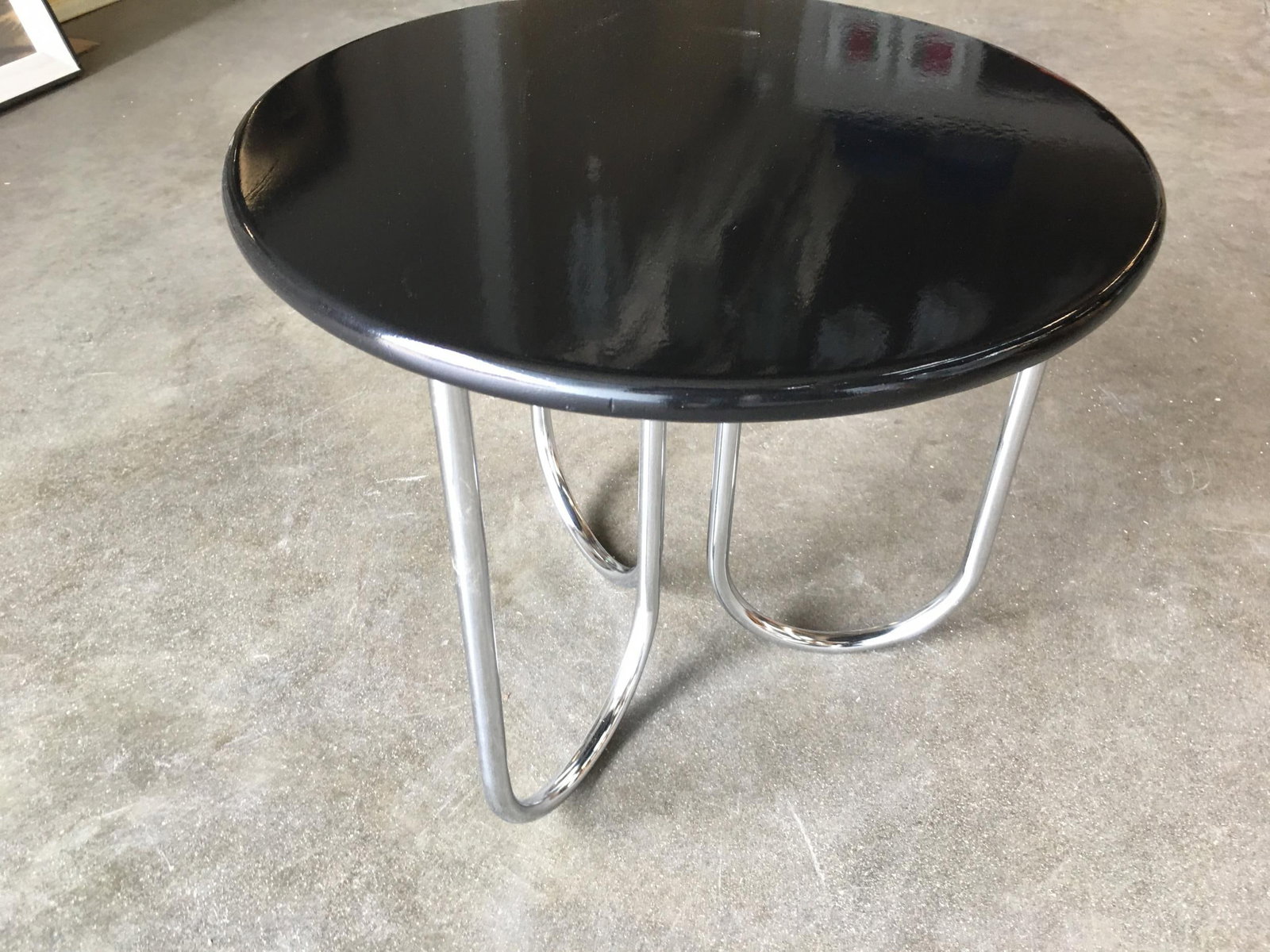 Streamline Black Lacquer Chrome Coffee Table by Royalchrome - 2