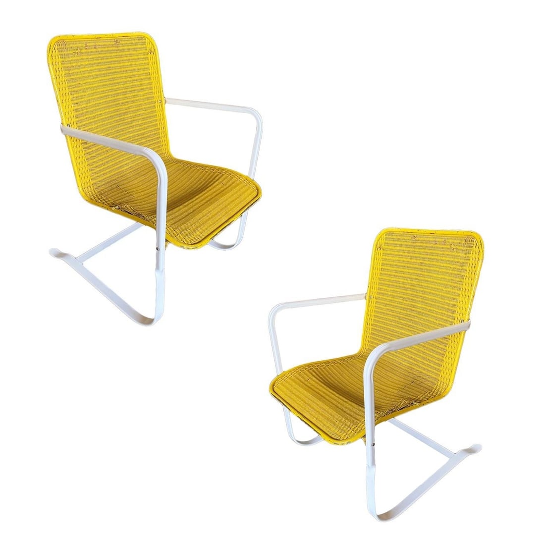 Mid-cenrtury Lloyd Flanders "Loom" Wicker Springer Outdoor Patio Chair, Pair: Title: Mid-cenrtury Lloyd Flanders "Loom" Wicker Springer Outdoor Patio Chair, Pair Description: This is a pair of newly restored Lloyd Flanders "Loom" chairs. Each chair is made from an enameled