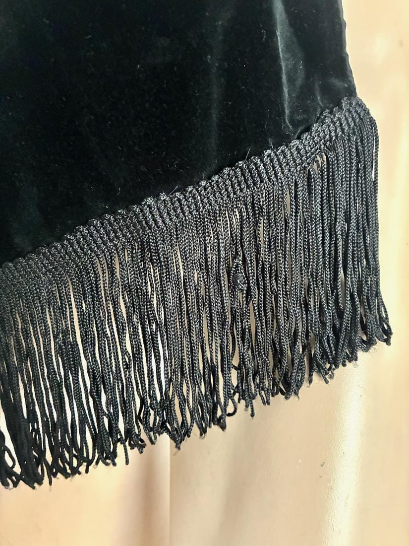 Vintage 1960s Black Velvet Shawl Wrap w Fringe OS - 4