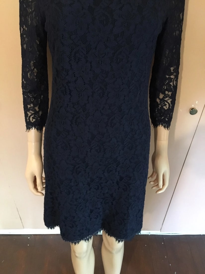 Elegant Diane Von Furstenberg Navy Lace Dress Size 8 - 6