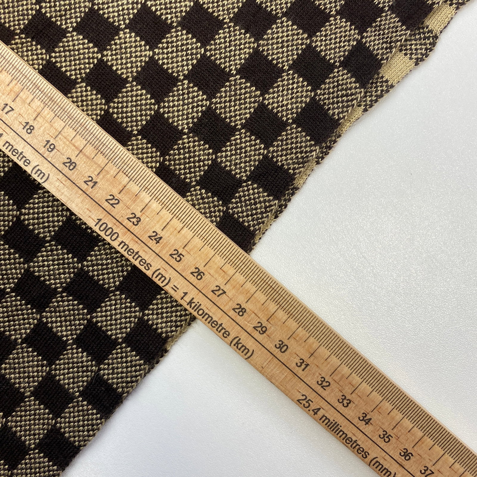 Gucci Light Brown 100% Soft Wool Scarf Brand New! - 11