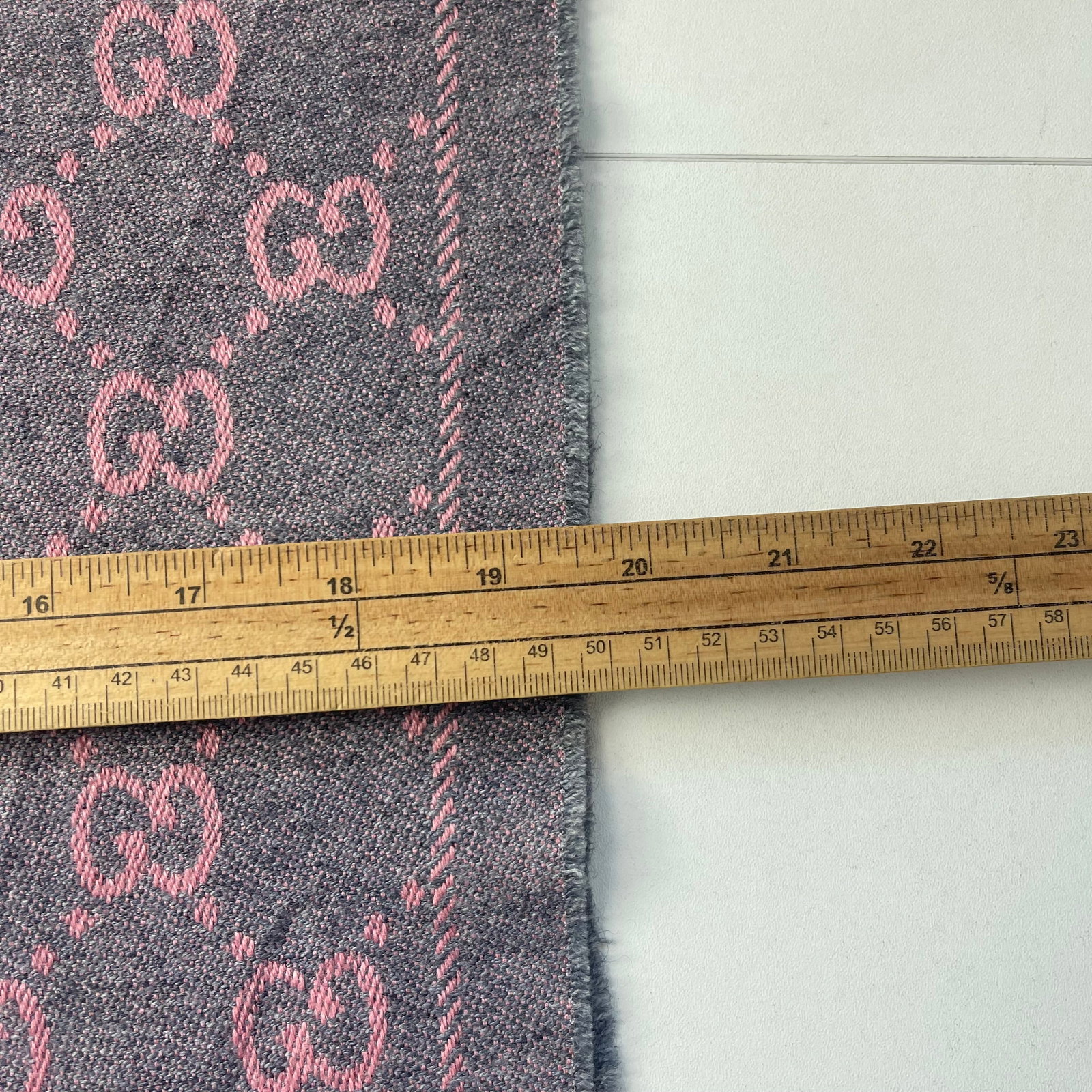 Gucci Pink & Silver Wool Scarf - 7