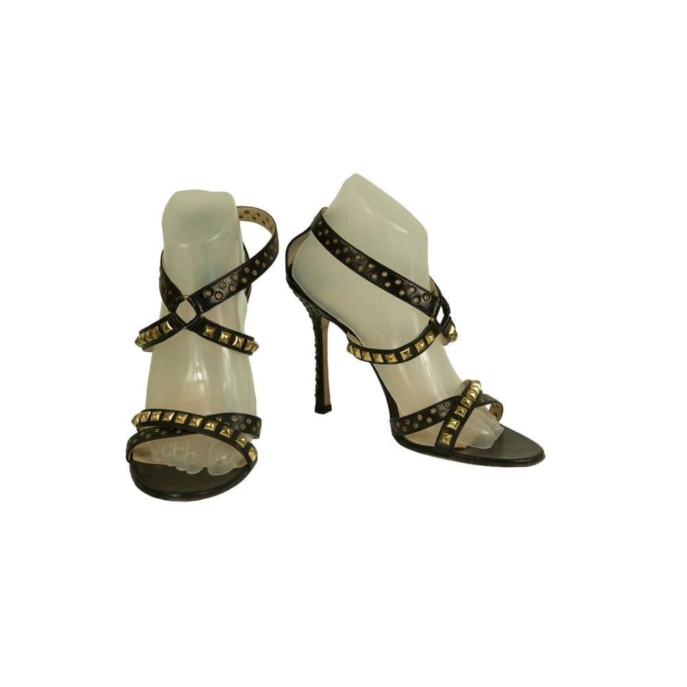 Jimmy Choo Inga Black Leather Studs Grommets Strappy Sandals Heels shoes size 40: Title:Jimmy Choo Inga Black Leather Studs Grommets Strappy Sandals Heels shoes size 40 Description:Manolo Blahnik Fuchsia Beaded Rings Med Heel Tie Wrap Sandals Shoes size 35.5 Jimmy Choo Inga Black