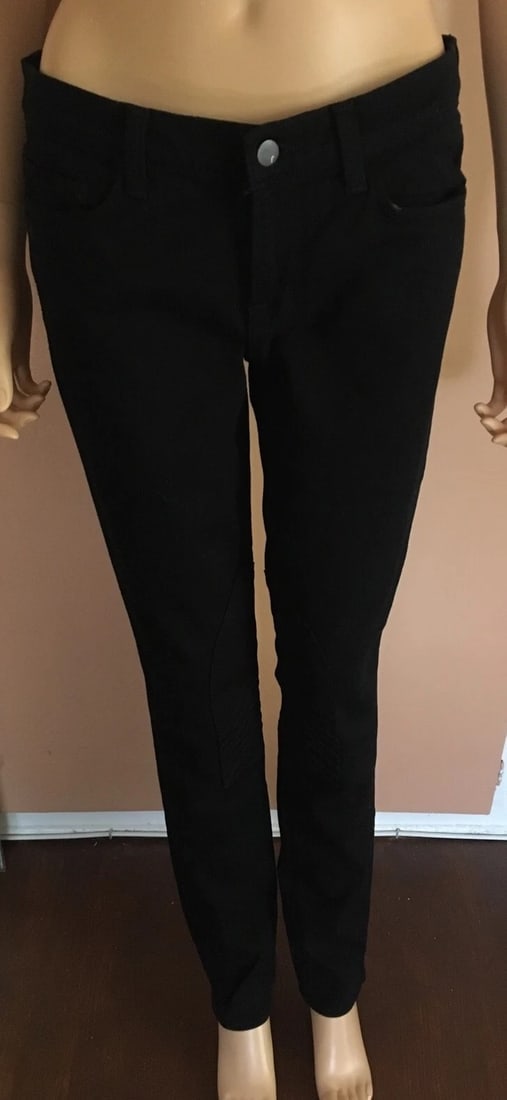 Classic J Brand Black Cotton Blend Jeans Size 29 Suzuki: Title: Classic J Brand Black Cotton Blend Jeans Size 29 Suzuki Description: J Brand Black Cotton Blend Jeans Size 29 · Wonderful jeans that is a necessity in your collection. · The fit is