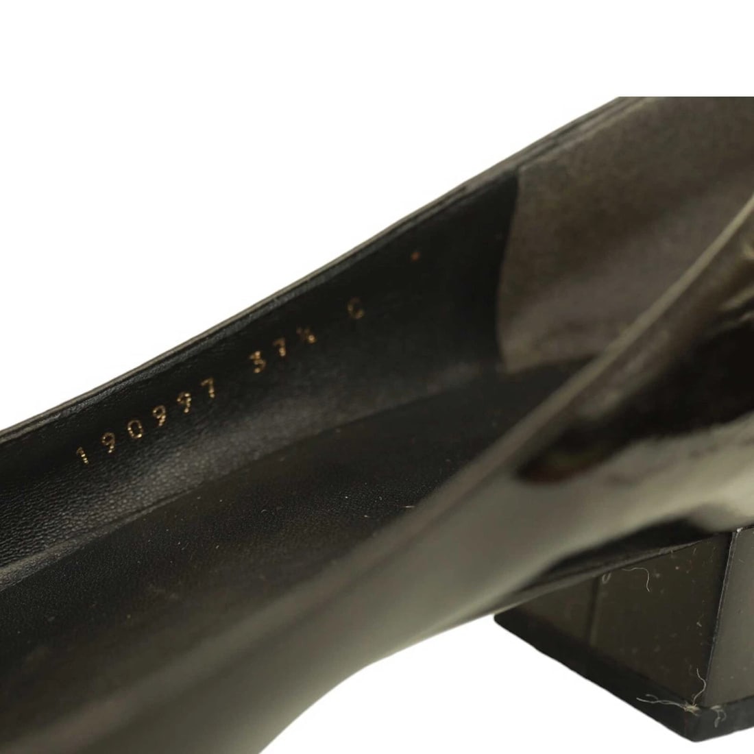 Gucci Black Patent Leather Gold Tone Bow Buckle Low Heel Pumps Shoes size 37.5 - 10