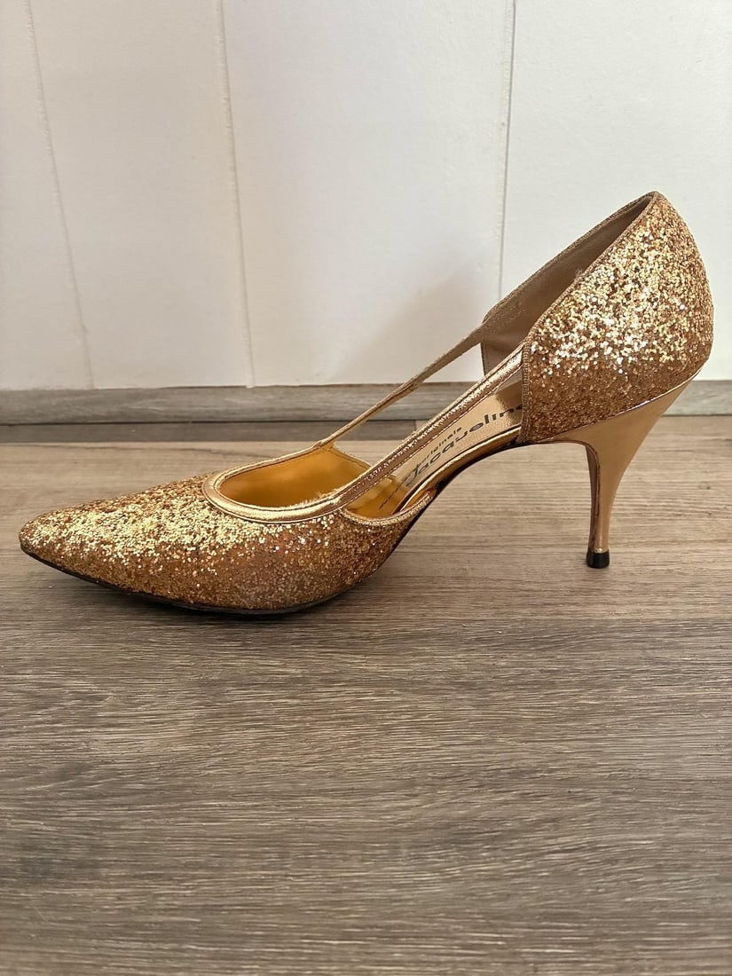Vintage 1960s Gold Glitter Stiletto Shoes US 7M - 8N - 5