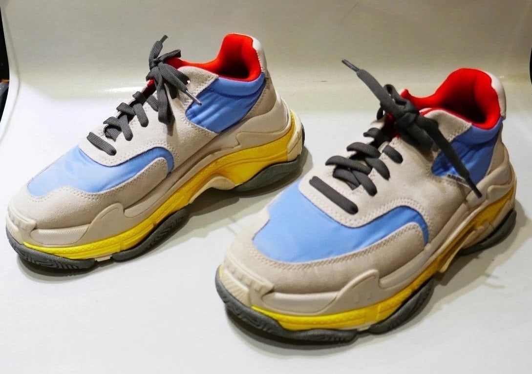 BALENCIAGA Triple S Size 38 Sneakers , Brand New - 3