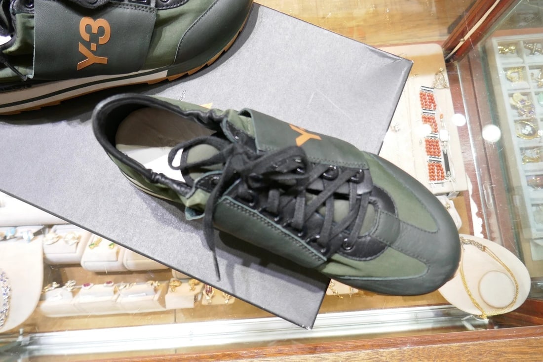 COOL Y-3 Sneakes w/Box Size 38 - 4