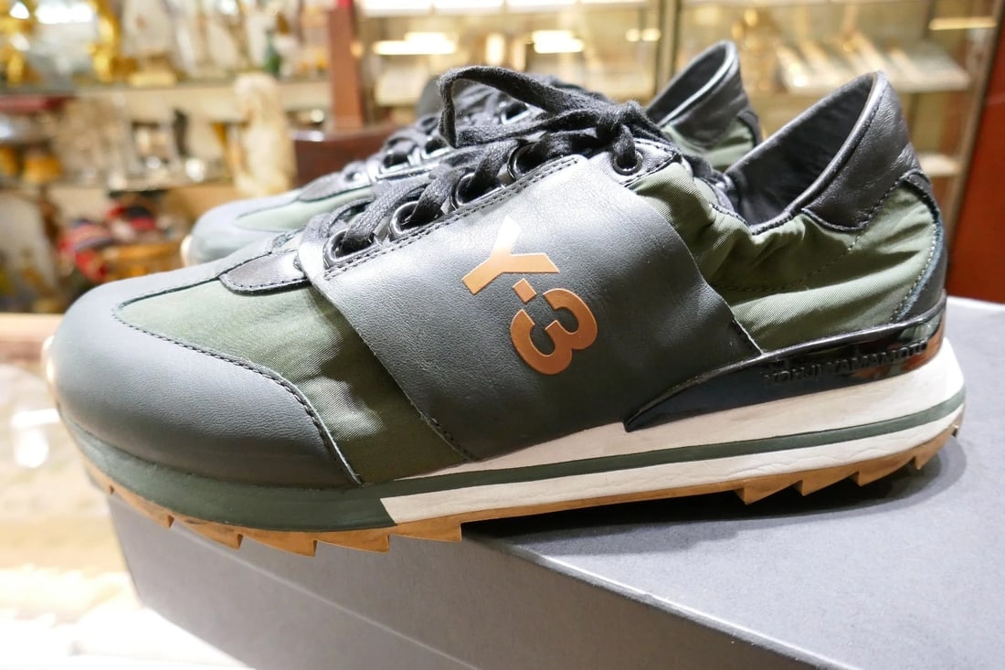 COOL Y-3 Sneakes w/Box Size 38 - 8