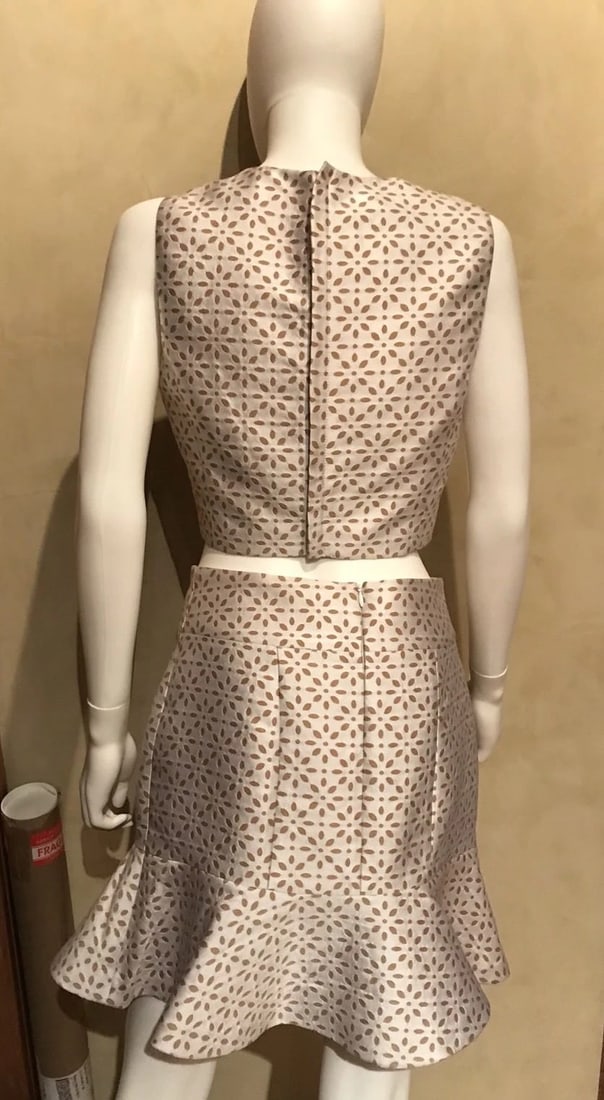 Michael Kors Blouse & Skirt Size 4 & 8 Silk Material Beige & White - 10