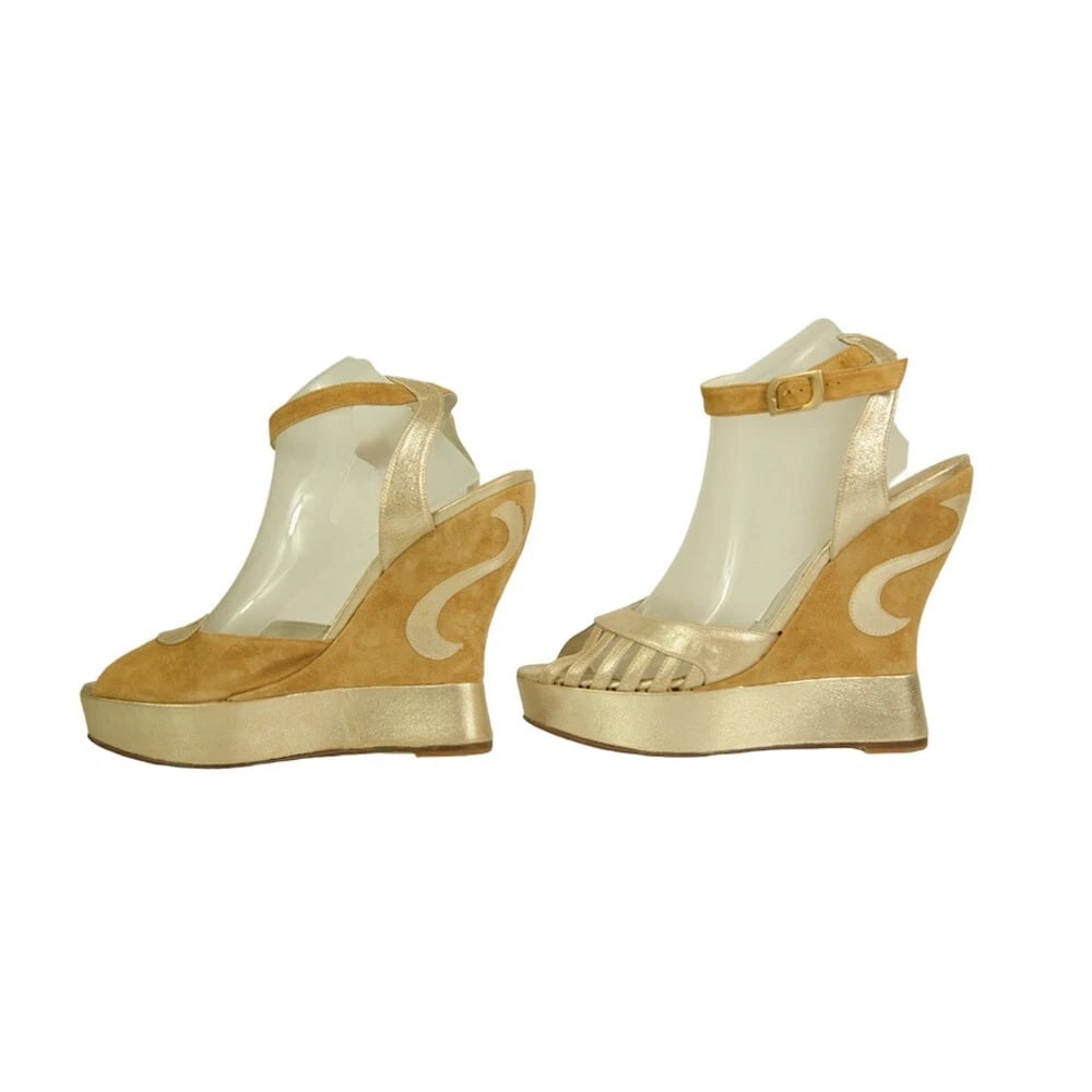 Terry De Havilland Iconic Margaux Beige Suede Gold Wedges Platform Sandals 40 - 4