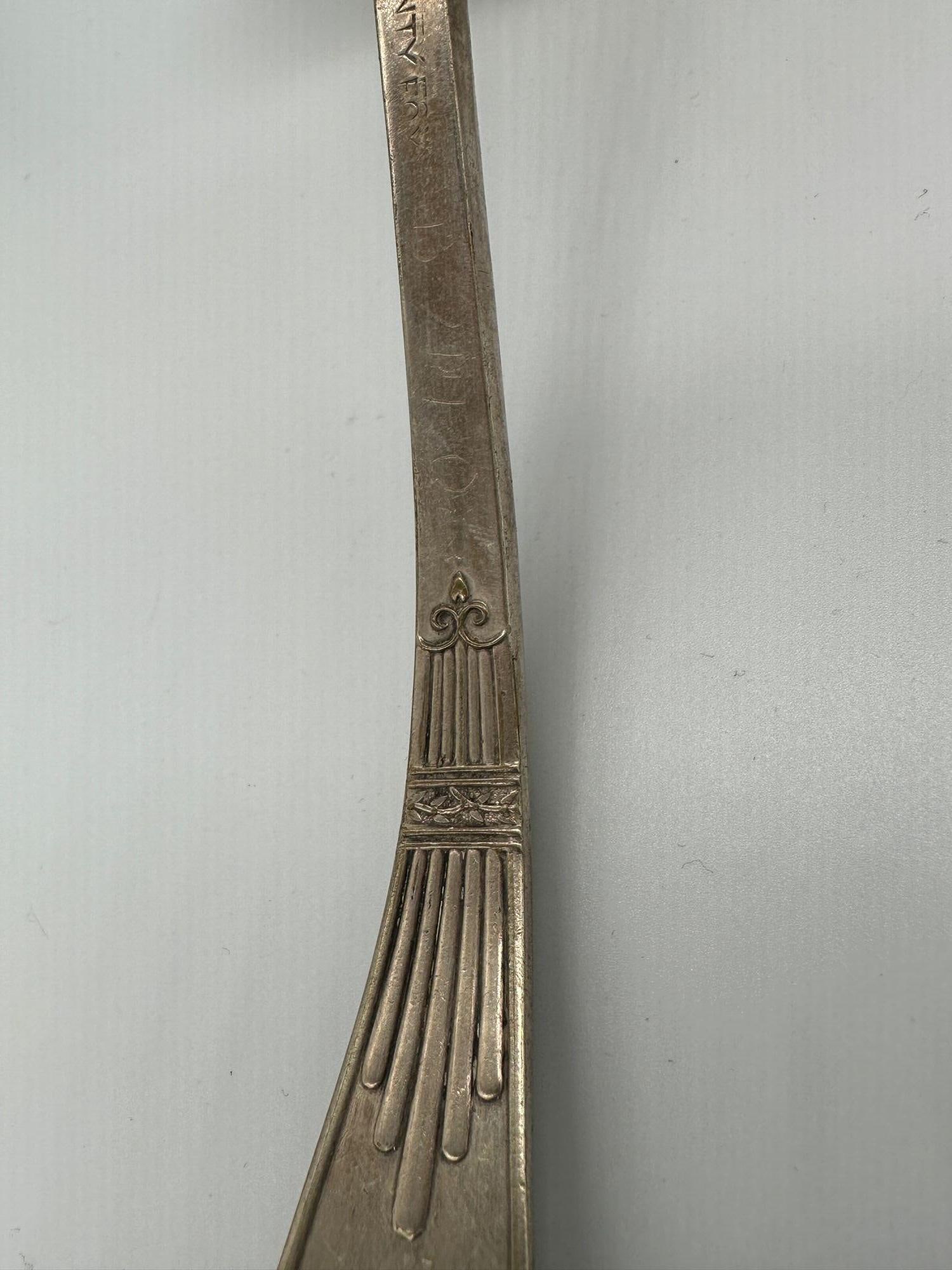 1889 Towle Mfg. Co Shell II Pattern Large Soup Ladle Mono Grammed "Fox" - 3