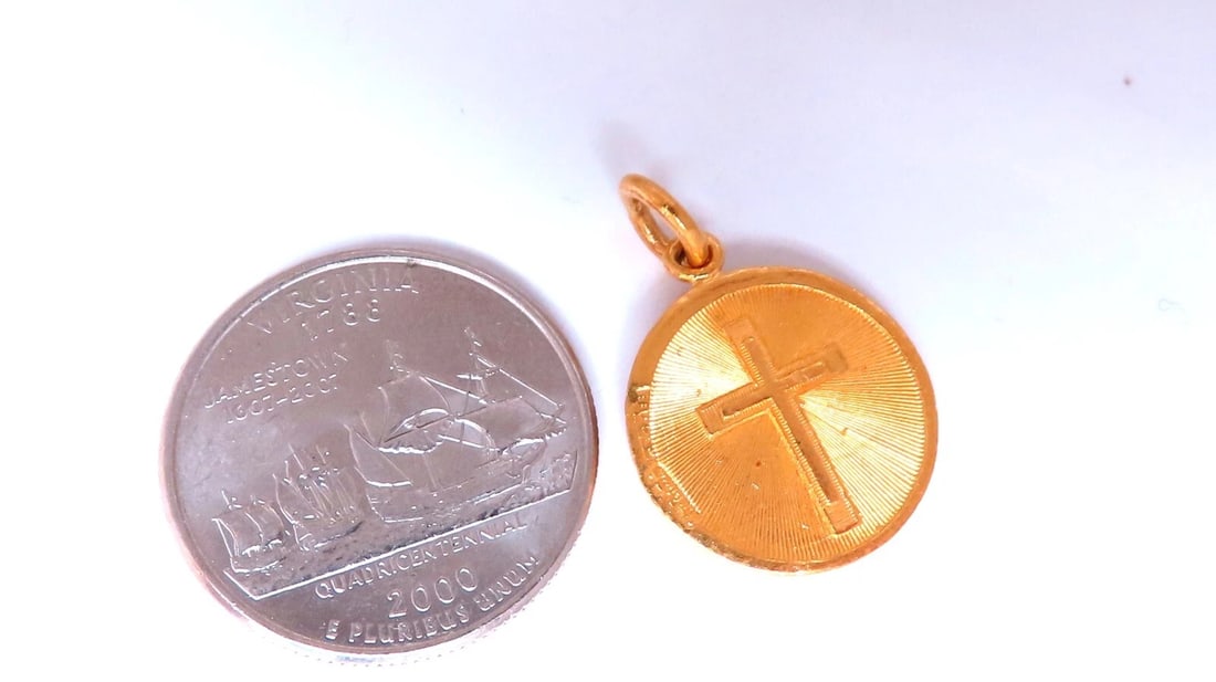 Sacred Heart Fine Gold Charm Pendant 6.4 grams 17mm Reversible ** - 3