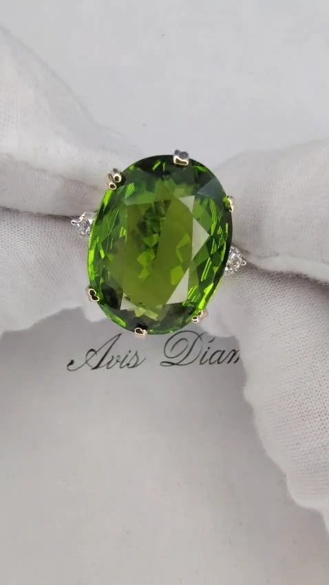 GIA Certified 35.63ct Natural Green Peridot Diamonds Rings 18kt *v - 2