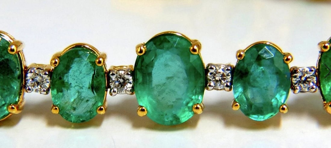 20.86ct Bright Green Natural Emerald Diamonds Tennis Bracelet 14Kt Ref 12331** - 6