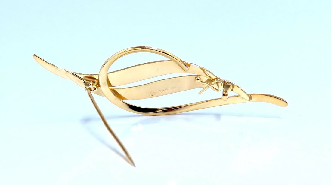 Leaf Pin 14kt ** - 2