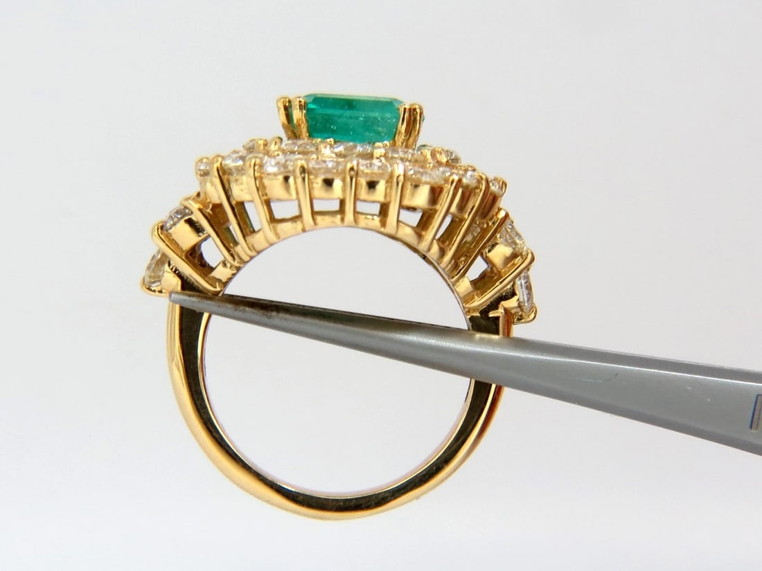 GIA Certified 7.51 Natural Colombia bright green emerald diamonds ring 18kt** - 4