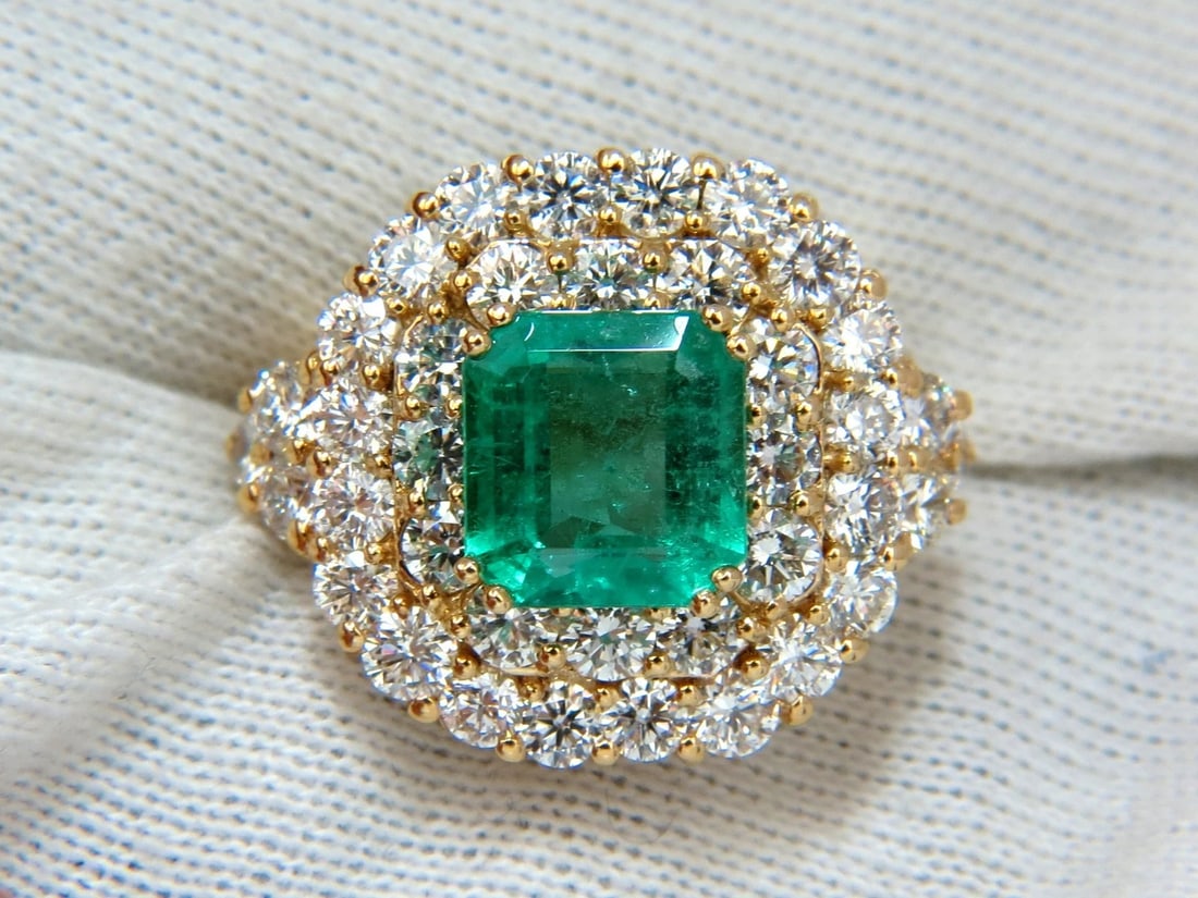 GIA Certified 7.51 Natural Colombia bright green emerald diamonds ring 18kt** - 5