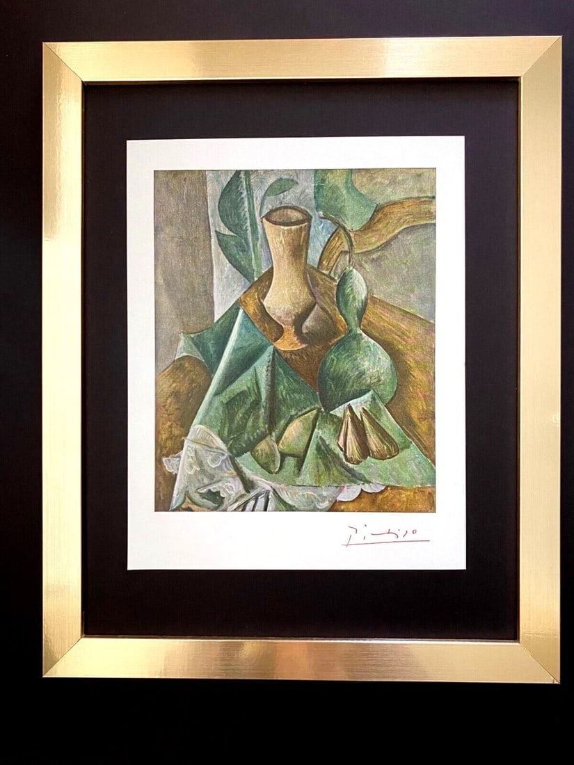PABLO PICASSO 1961 SIGNED SUPERB PRINT FRAMED FROM LONDON STILL LIFE: This is a Beautiful and Scarce 1961 Print in Couche Paper after PABLO PICASSO " STILL LIFE " FACSIMILE SIGNED IN INK from The Folio Society Collection Printed in London Mounted in an Acid Free Board