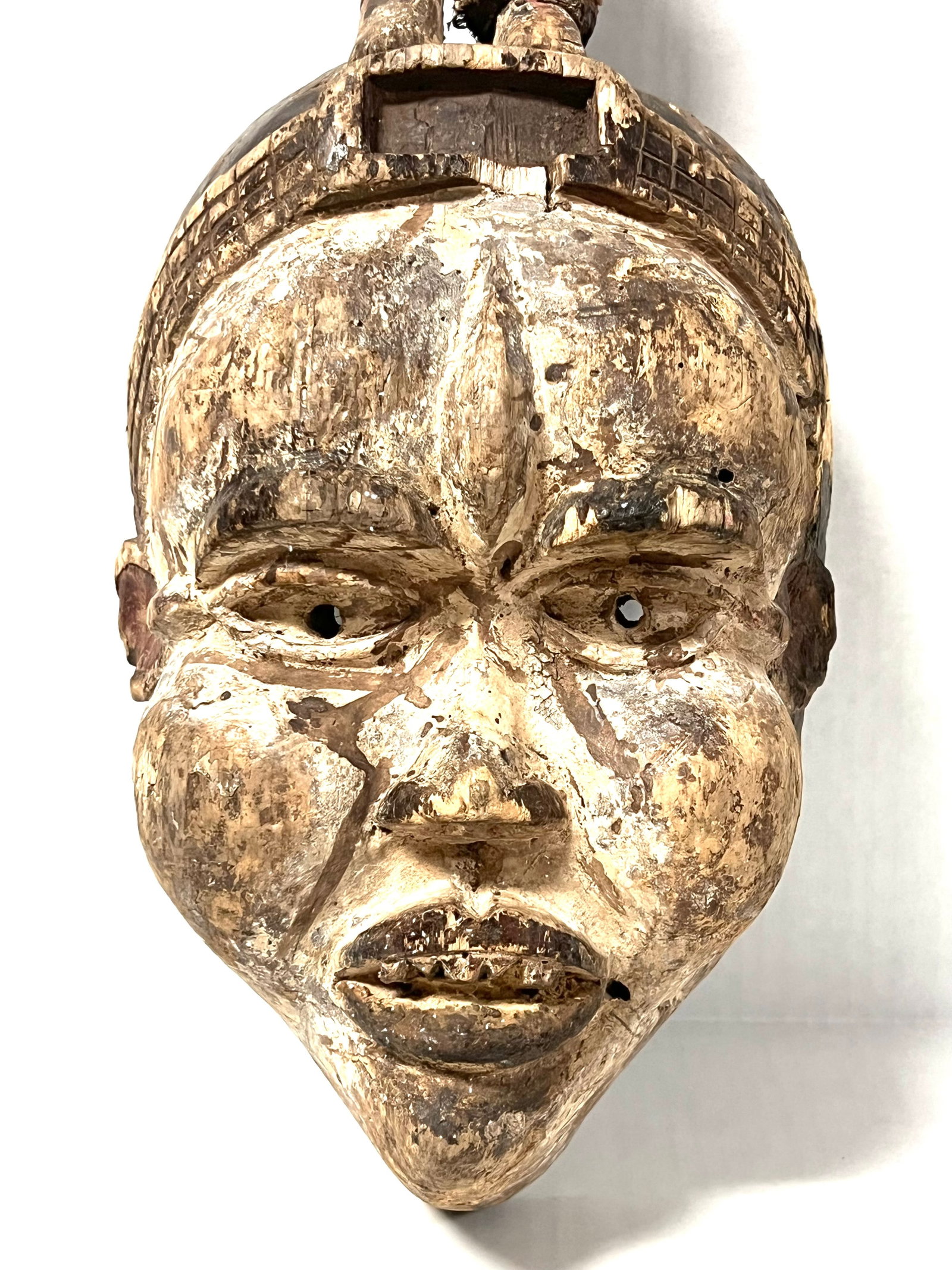 Bacongo Mask - 2