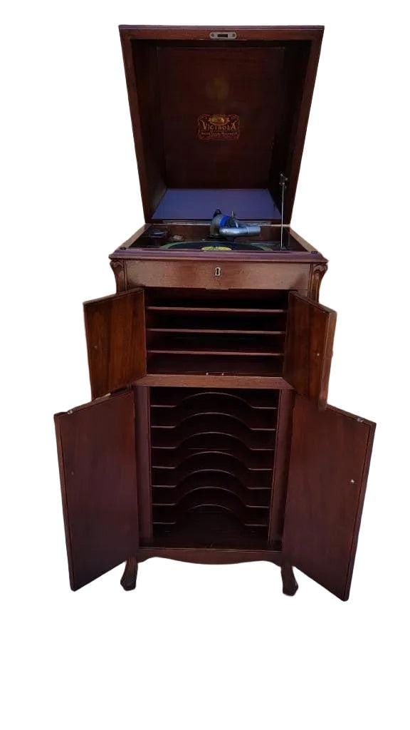 Antique Victor VV-XI Upright Victrola Record Player - 6