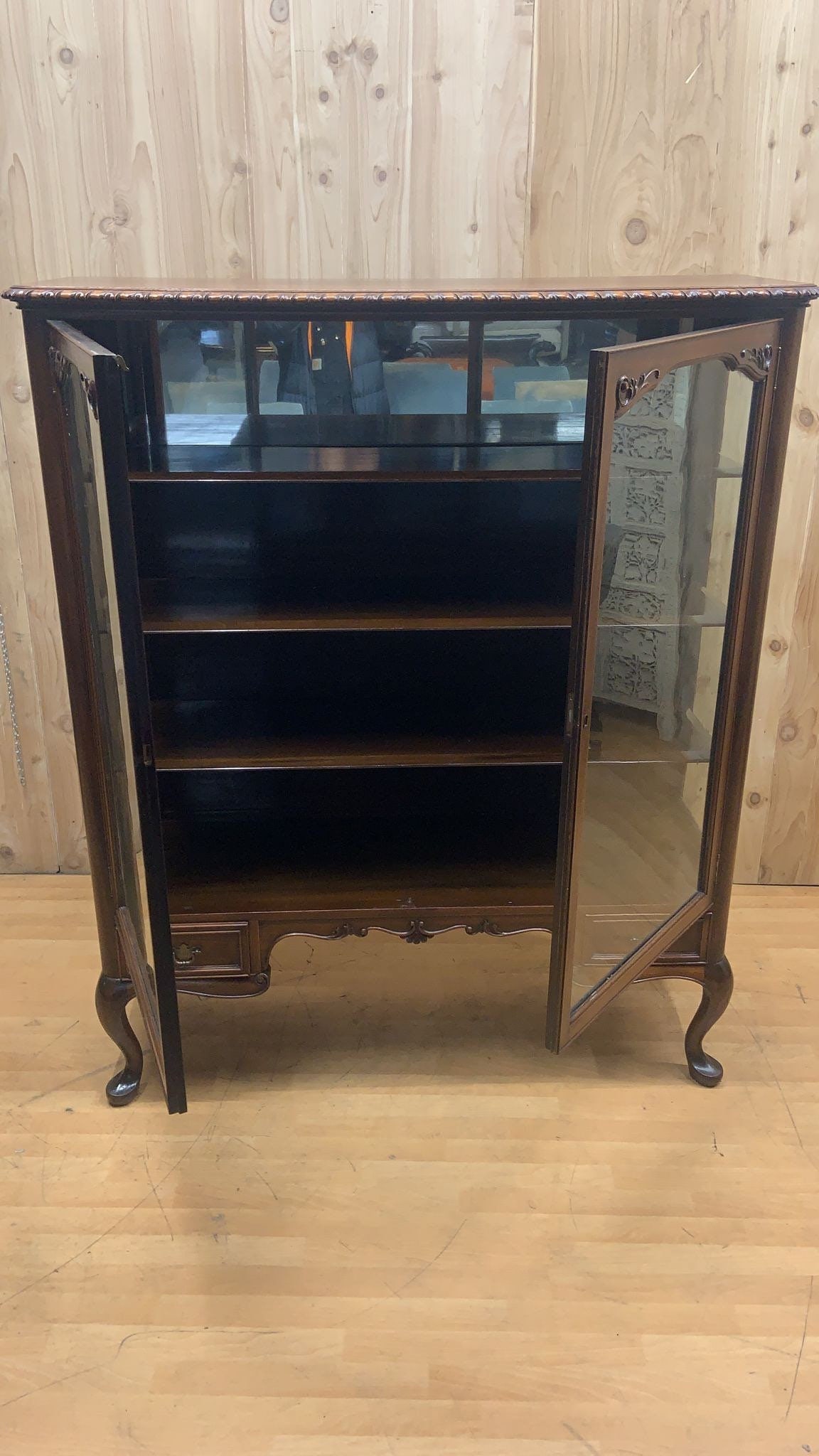 Antique Queen Anne Style Mahogany Glass Panel Bookcase/Display Cabinet - 4