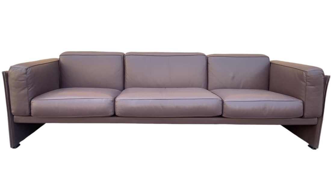 MCM 405 Duc Sofa by Cassina (1 of 7)