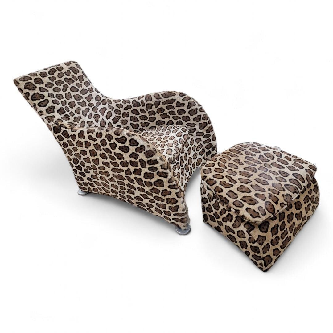 Modern Gerard Van Den Berg for Montis Lounge Chair and Ottoman Newly Reupholstered: Title: Modern Gerard Van Den Berg for Montis Lounge Chair and Ottoman Newly Reupholstered Description: Vintage Modern Gerard Van Den Berg for Montis Lounge Chair and Ottoman Newly Reupholstered in a