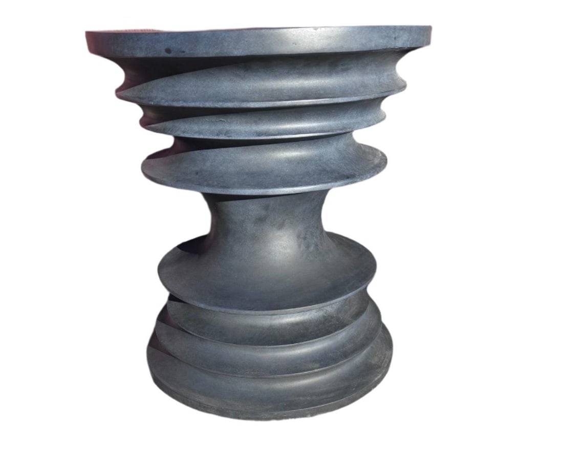 Sculptural Isalo Side Table - 5