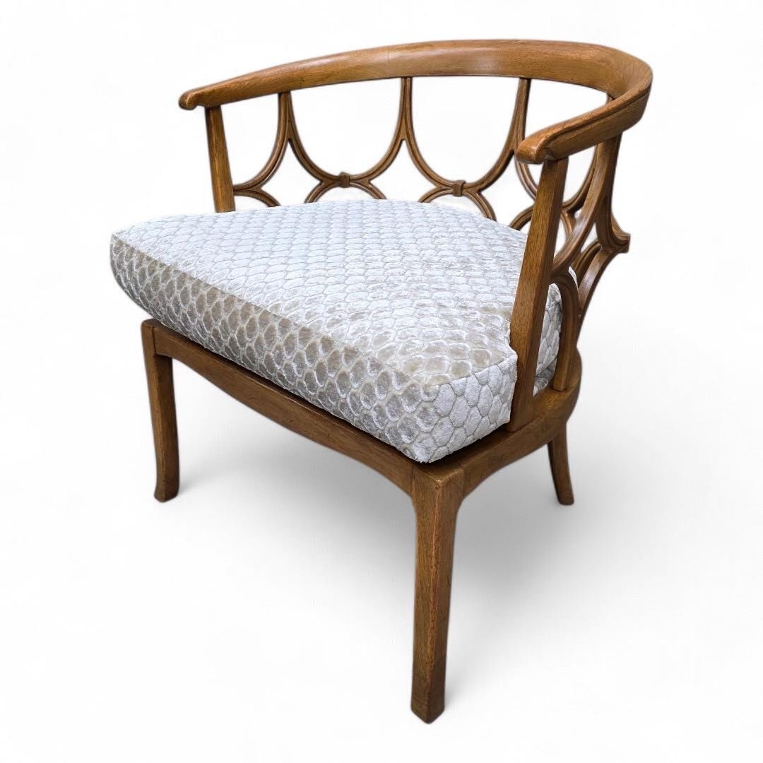MCM William “Billy” Haines Style Fruitwood Spider-Leg Barrel Back Lounge Chair - 3
